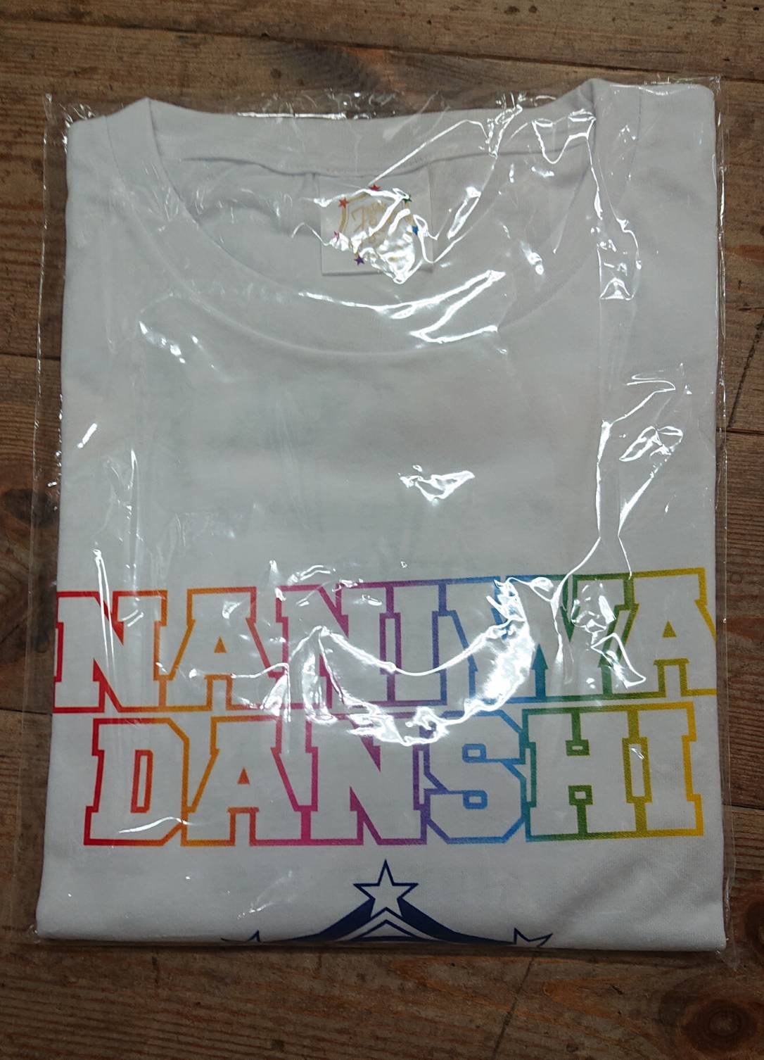 7/30□アイドルグッズ入荷情報です！◇「なにわ男子」のTシャツ□ | お